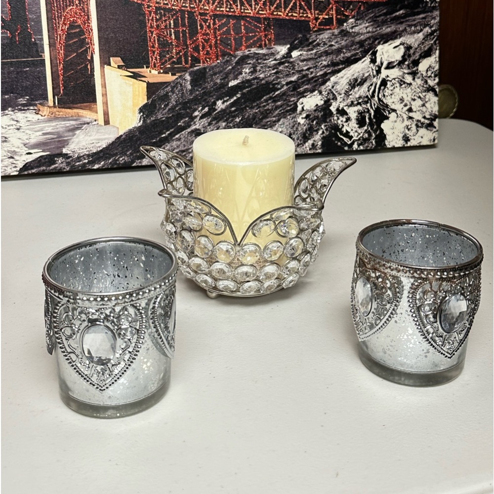 Glamours Table decor Clear Acrylic Beaded candleholders